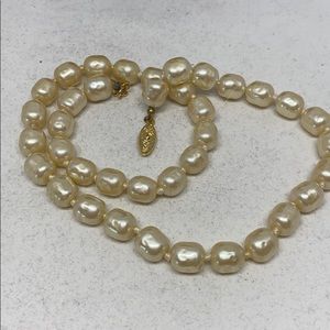 Beautiful baroque pearl necklace